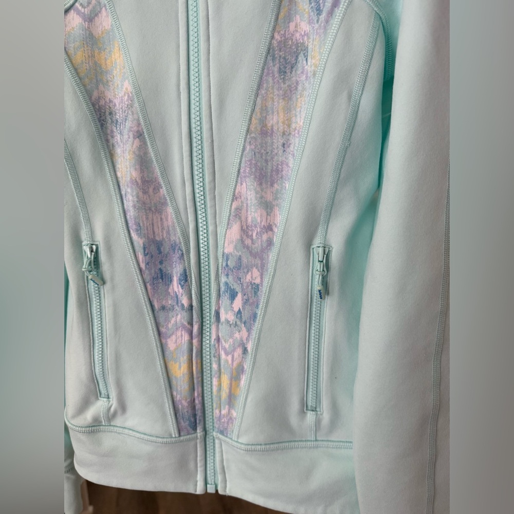 Ivivva Define Jacket - Picture 6 of 6